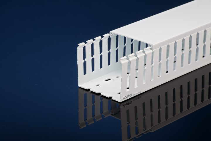 White Wide Fingered Duct