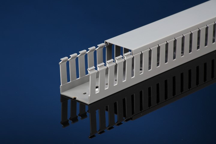 Light Gray Wide Finger Wire Duct T1-1530G