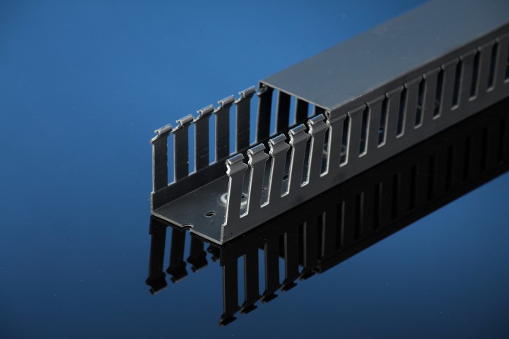 Black Wide Finger Wire Duct T1-2222K