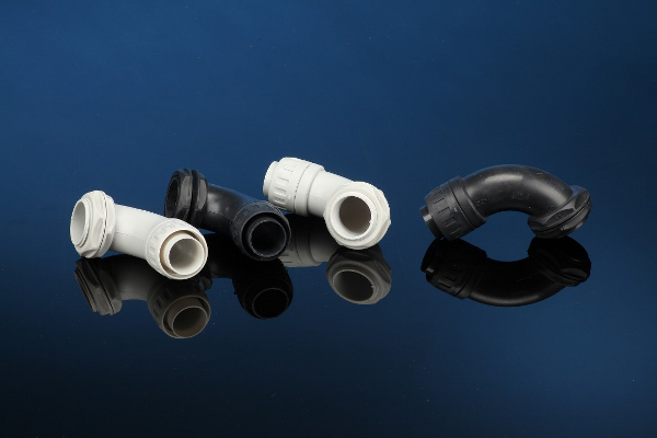 I-Flex 90º Liquid-Tight Connectors