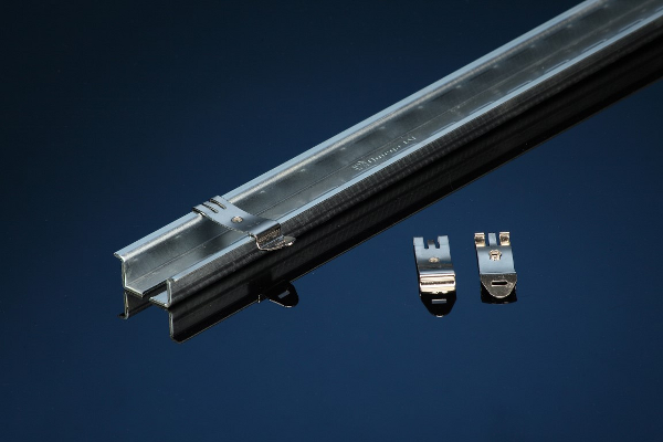 DINCLIC Mounting Clips